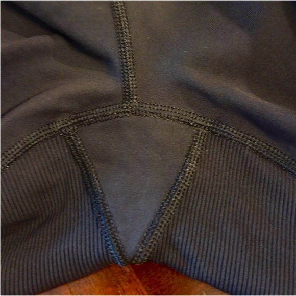 lululemon athletica Black High-Rise Leggings with Side Pockets - Picture 9 of 9